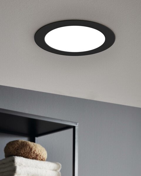 EGLO LED (w/o EEI) FUEVA 5 Wand-/Deckeneinbaule