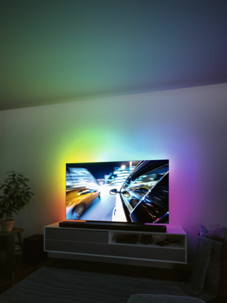 Paulmann EntertainLED USB LED Strip TV-Beleuchtung 65 Zoll 2.4m   4W  60LEDs/m RGB+