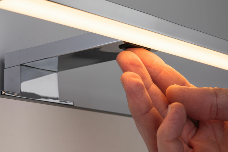 Paulmann LED Spiegelleuchte Selo  IP44  Tunable White 400lm 230V 3.7W  Chrom