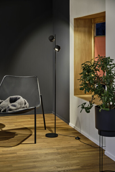Paulmann LED Stehleuchte 3-Step-Dim Puric Pane   2700K 2x300lm 2x3W Schwarz